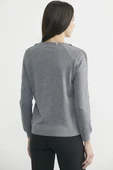 Yuvarlak Yaka Kol Detaylı Triko Kazak - Gri thumbnail 5