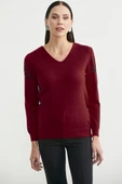 Sırt Detaylı V Yaka Triko Kazak - Bordo thumbnail 2