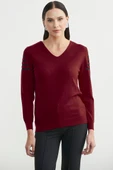 Sırt Detaylı V Yaka Triko Kazak - Bordo thumbnail 1