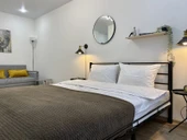 RİOLİGHT RETRO,RUSTİK,VİNTAGE ESKİTME MAFSALLI FİŞLİ KABLOLU HAREKETLİ BAŞLIK SİYAH YATAK BAŞI APLİK thumbnail 1