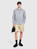 Sisley   Streç Pamuklu Kumaştan Kemer Delikli Kıvrık Paça Kısa Şort Erkek Bej Şort - 324P4TEQS900Z thumbnail 4