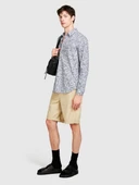 Sisley   Streç Pamuklu Kumaştan Kemer Delikli Kıvrık Paça Kısa Şort Erkek Bej Şort - 324P4TEQS900Z thumbnail 2