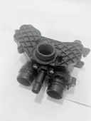 Range Rover 4.4 TDV8 Termostat Gövdesi AL3Q‑9K478‑DD (Çıkma Parça) thumbnail 5