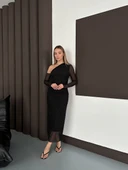 Tek Omuz Detaylı Işıltılı Drapeli Midi Elbise thumbnail 1