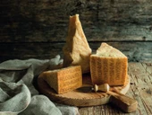 Parmigiano Reggiano Parmesan Peyniri 200 gr thumbnail 2