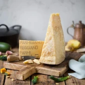 Parmigiano Reggiano Parmesan Peyniri 200 gr thumbnail 1