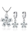 925 Ayar Kristal Taşlı Çiçek Tasarım Gümüş Kolye Küpe Seti thumbnail 1