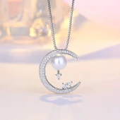 925 Ayar Gümüş Üzeri 14 Ayar Rose Altın Kaplama İnci ve Taşlı Ay Figürlü Kadın Kolye thumbnail 4