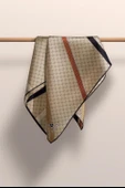 %100 Twill İpek Monogram Ve Şerit Desenli Bej - Siyah Renkli 90x90 Eşarp Dikim Şekli : El Dikişi thumbnail 4