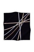 %57 İPEK %43 VİSKON Twill İpek Monogram Ve Şerit Desenli Siyah - Bej Renkli 90x90 Eşarp Dikim Şekli : El Dikişi thumbnail 2