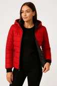 Kadın Şişme Kapüşonlu Fermuarlı Mont Su itici Kapitone Astarlı Kumaş Cepli Kışlık Rahat Kalıp - Kırmızı thumbnail 4