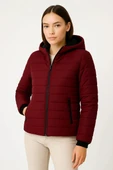 Kadın Şişme Kapüşonlu Fermuarlı Mont Su itici Kapitone Astarlı Kumaş Cepli Kışlık Rahat Kalıp - Bordo thumbnail 3