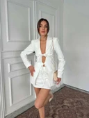 Kısa Kruvaze Ceket ve İnce Askılı Fırfırlı Mini Elbise Takımı thumbnail 9