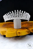 SimgeAksesuar Üç boyutlu Kristal taşlı şık ve zarif gelin tacı thumbnail 1