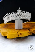 SimgeAksesuar Kristal taşlı şık ve zarif gelin tacı thumbnail 2