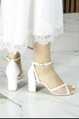 Erkan Saçmacı Charlotte Beyaz Vegan Çapraz Bantlı Fileli Kalın Topuklu Gelin Ayakkabısı thumbnail 5