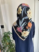 Belli Saf İpek Eşarp 4219D (T)-33 SİYAH thumbnail 1