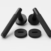 Mat Siyah Oda Tipi Kapı Kolu Rozetli Sağ Sol Uygun Modern İç Kapı Kilitli 1 Takım thumbnail 5