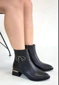 Harly Siyah Cilt Topuklu Bot thumbnail 6