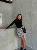 Kapaklı kaşe şort etek siyah beyaz kazayağı h261218 thumbnail 12