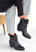 Lukana Siyah Cilt Topuklu Körüklü Bot thumbnail 2
