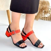 Year Siyah Cilt Tcu Detaylı Topuklu Ayakkabı thumbnail 4