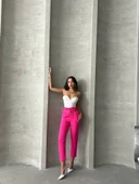 Kemerli havuç pantolon thumbnail 6