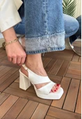 Cica Beyaz Cilt Topuklu Ayakkabı thumbnail 3