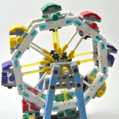 Dönme Dolap Yapım Blokları Oyuncak Seti 660 Parça MOC Uyumlu, Lunapark Serisi Eğitici İnşa Seti thumbnail 4