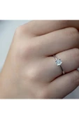 0.06 Ct. Modern Tasarım Yuvarlak Tırnaklı Tektaş Yüzük - 2
