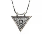 Gümüş Üçgen İçi Açılabilen Tuğra Muskalık Kolye thumbnail 4
