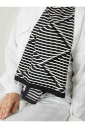 Kadın Black & White Op Art Desen Şal thumbnail 3