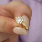 Altın Kaplama Papatya Motifli Tektaş Gümüş Bayan Yüzük thumbnail 10