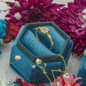 Altın Kaplama Zirkon Taşlı Papatya Model Gümüş Bayan Yüzük thumbnail 7