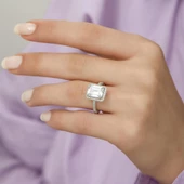 Baget Zirkon Taşlı Tektaş Gümüş Bayan Yüzük thumbnail 2