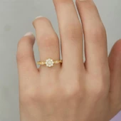 Altın Kaplama Zirkon Taşlı Papatya Model Gümüş Bayan Yüzük thumbnail 4