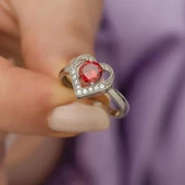 Kırmızı Zirkon Taşlı Kalp Motifli Tektaş Gümüş Bayan Yüzük thumbnail 11