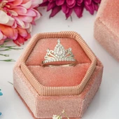 Zirkon Taşlı Kraliçe Taç Motifli Tektaş Gümüş Bayan Yüzük thumbnail 7