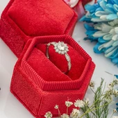 Zirkon Taşlı Sarmaşık Papatya Motifli Tektaş Gümüş Bayan Yüzük thumbnail 1