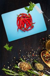 Kızıl Biber Desenli Cam Kesme Tahtası| 30 Cm X 40 Cm thumbnail 1