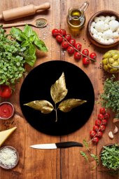 Kuru Yaprak Desenli Cam Kesme Tahtası - Cam Kesme Tablası - Sunum Tabağı| Çap 32 Cm thumbnail 1