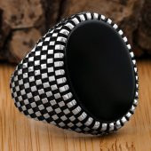 Siyah Oniks Taşlı Desenli 925 Ayar Gümüş Yüzük thumbnail 1