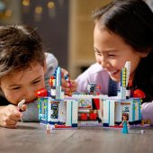 LEGO® Friends Heartlake City Sineması 41448 (451 Parça) Lisanslı - 5