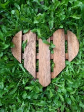 Kalp Yer Döşemesi 35 CM,Adım Ahşabı,Bahçe Ahşabı,Yürüme Ahşabı,Wooden Deck Heart thumbnail 1