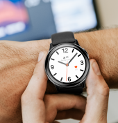 Samsung Galaxy Watch Active 2 44mm Ekran Kavislerine Uyumlu 1-1 Tam Kaplama Ekran Koruyucu - 6
