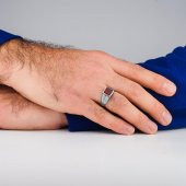 Kare Kırmızı Akik Taşlı 925 Ayar Gümüş Yüzük thumbnail 3