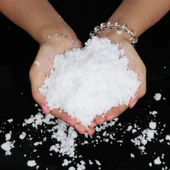 270 Ml Eriyen Kar Spreyi Köpük thumbnail 2