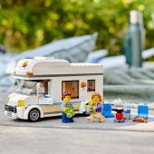 LEGO City 60283 Holiday Camper Van - 5