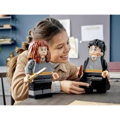 LEGO Harry Potter 76393 Harry Potter and Hermione Granger thumbnail 3