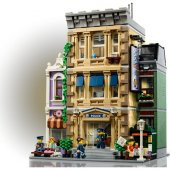 LEGO Creator Expert 10278 Police Station thumbnail 3